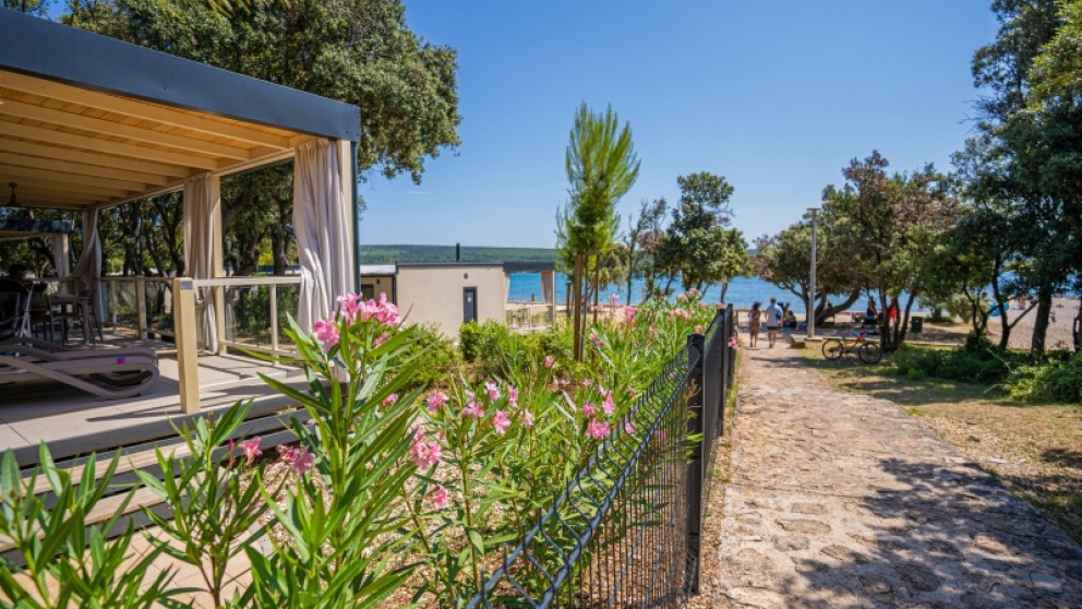 Mobilne hišice kamp Lopari Nerezine Mobilne hišice kamp Lopari Nerezine