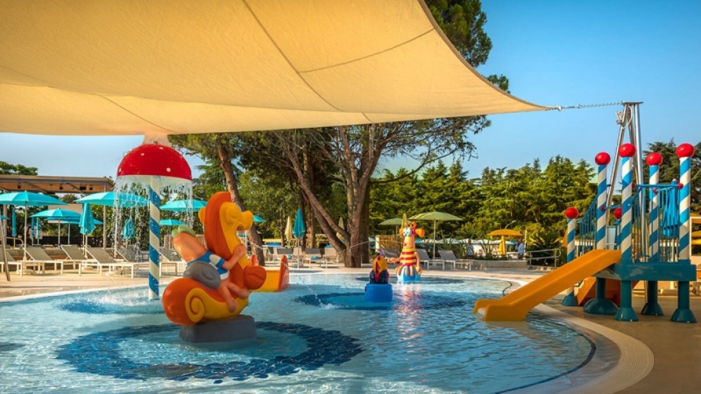 valamar parentino poreč otroški bazeni